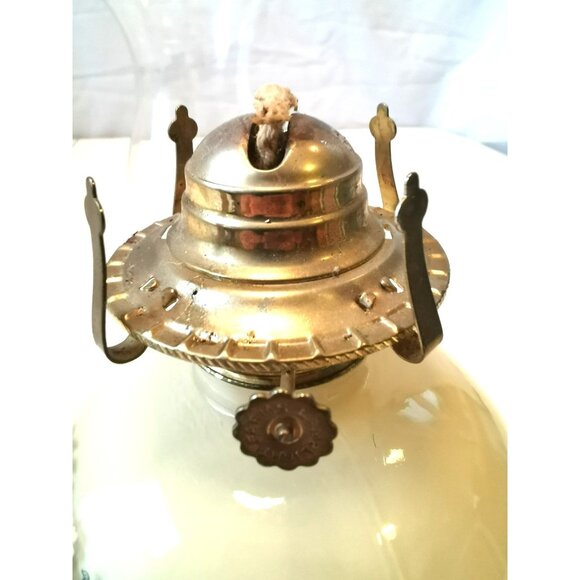 Vintage Lamplight Farms Oil Lamp White Ceramic Blue Floral Milk Glass 1970s - Picture 5 of 8